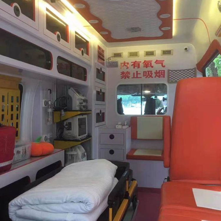 长阳癌症租赁救护车转运:为生命护航的科技与人文关怀